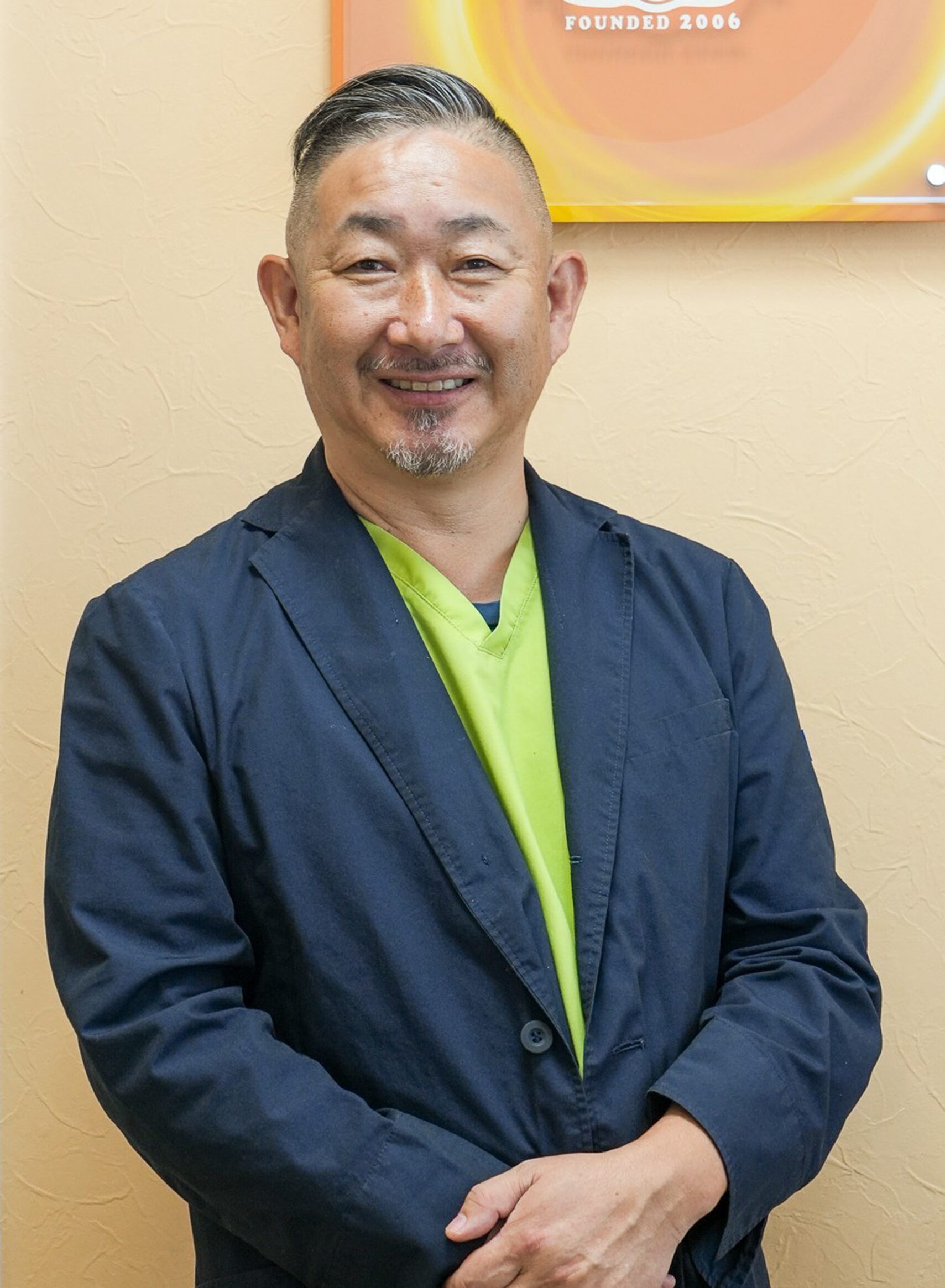 行木 隼人 院長